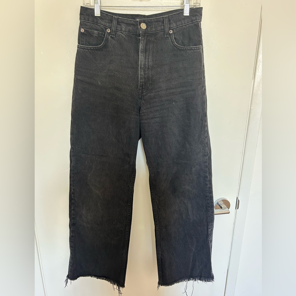 Zara Raw Hem Wide Leg High Waisted Jeans
